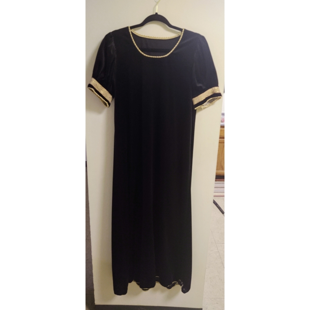 long black velvet dress